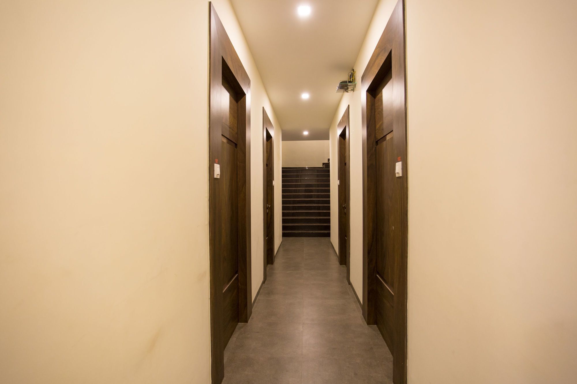 Oyo 7156 Hill View Residency Hotel Navi Mumbai Luaran gambar